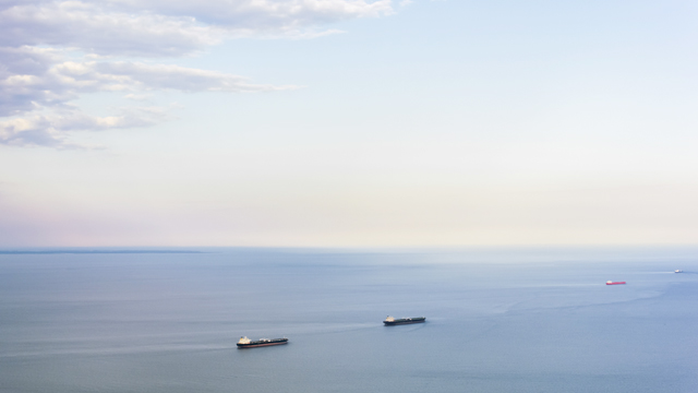 Cargo ships 640x360
