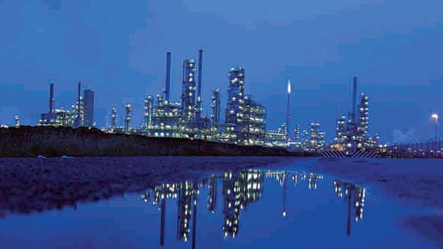Refinery - 640x360