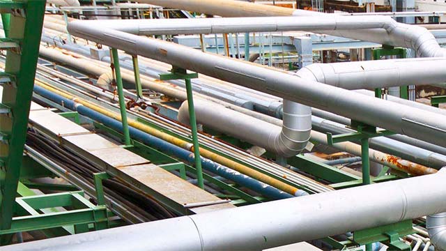 Pipes flowing through a petrochemical plant
