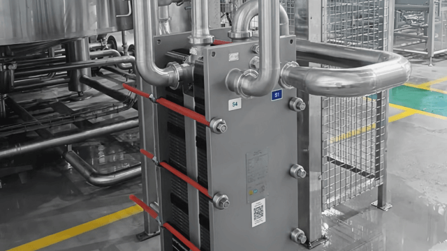 Installation d'&eacute;changeurs de chaleur pour r&eacute;cup&eacute;ration de chaleur fatale issue du proc&eacute;d&eacute; de refroidissement d'un producteur de th&eacute; en Chine